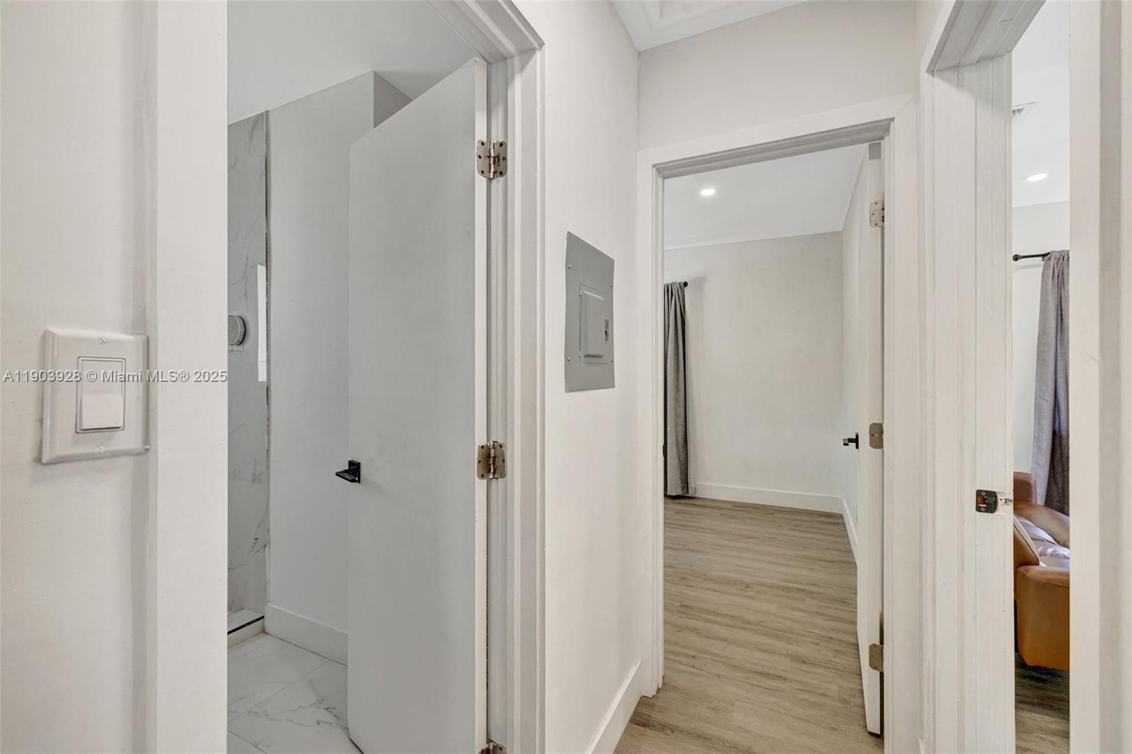 843 SW 20th St, Fort Lauderdale