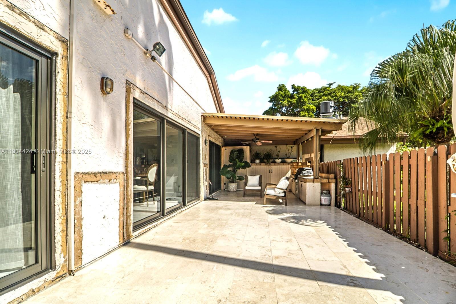513 Leslie Dr # 513