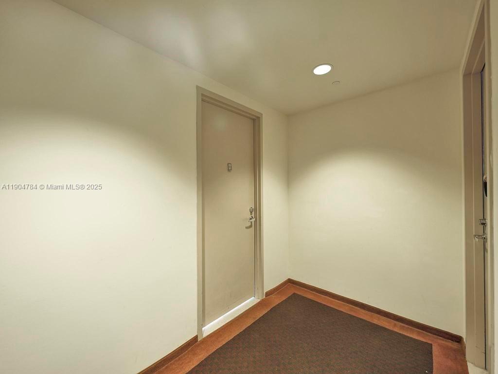 2475 Brickell Ave # 2006