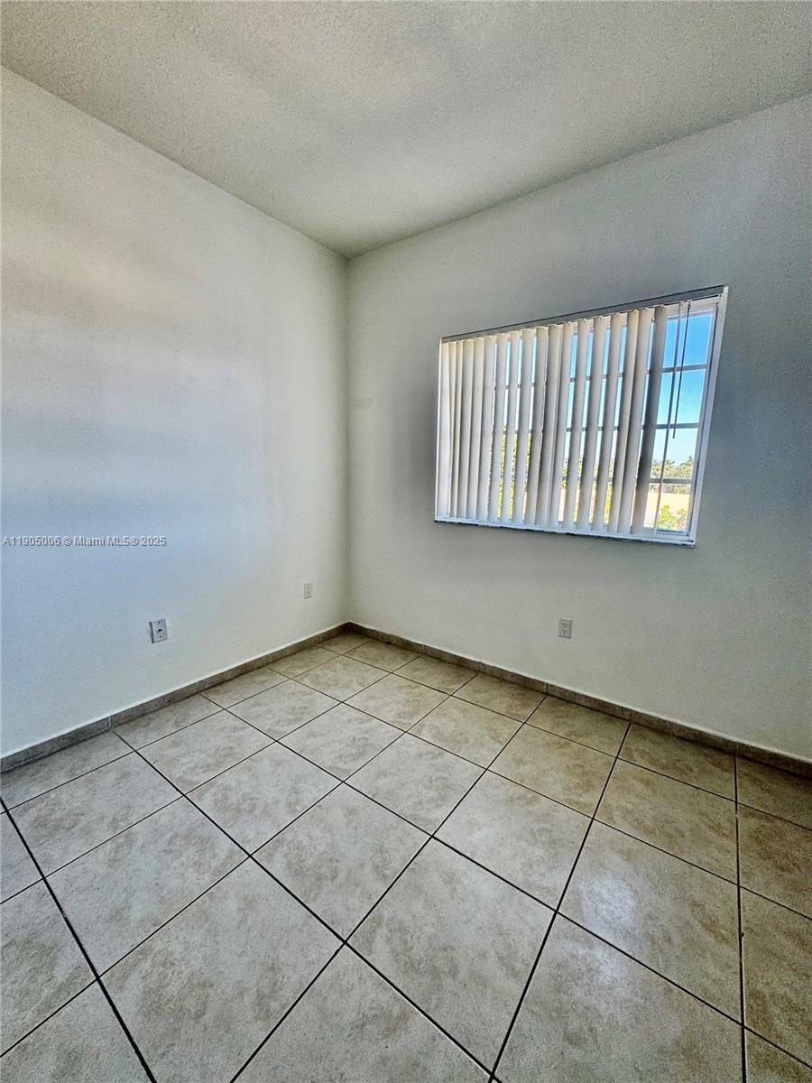 7330 NW 114th Ave # 5 Unit: 311-5