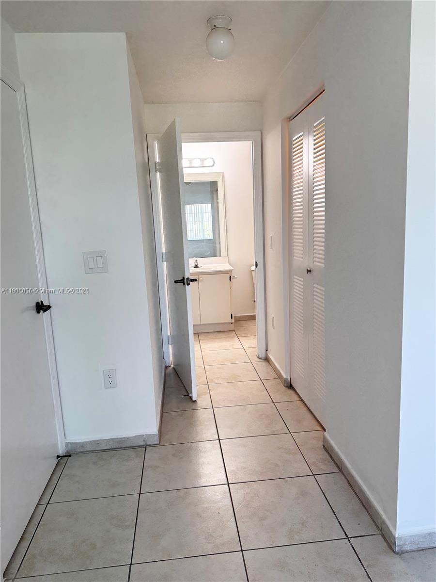 7330 NW 114th Ave # 5 Unit: 311-5