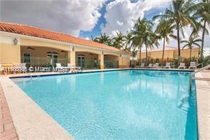 7330 NW 114th Ave # 5 Unit: 311-5