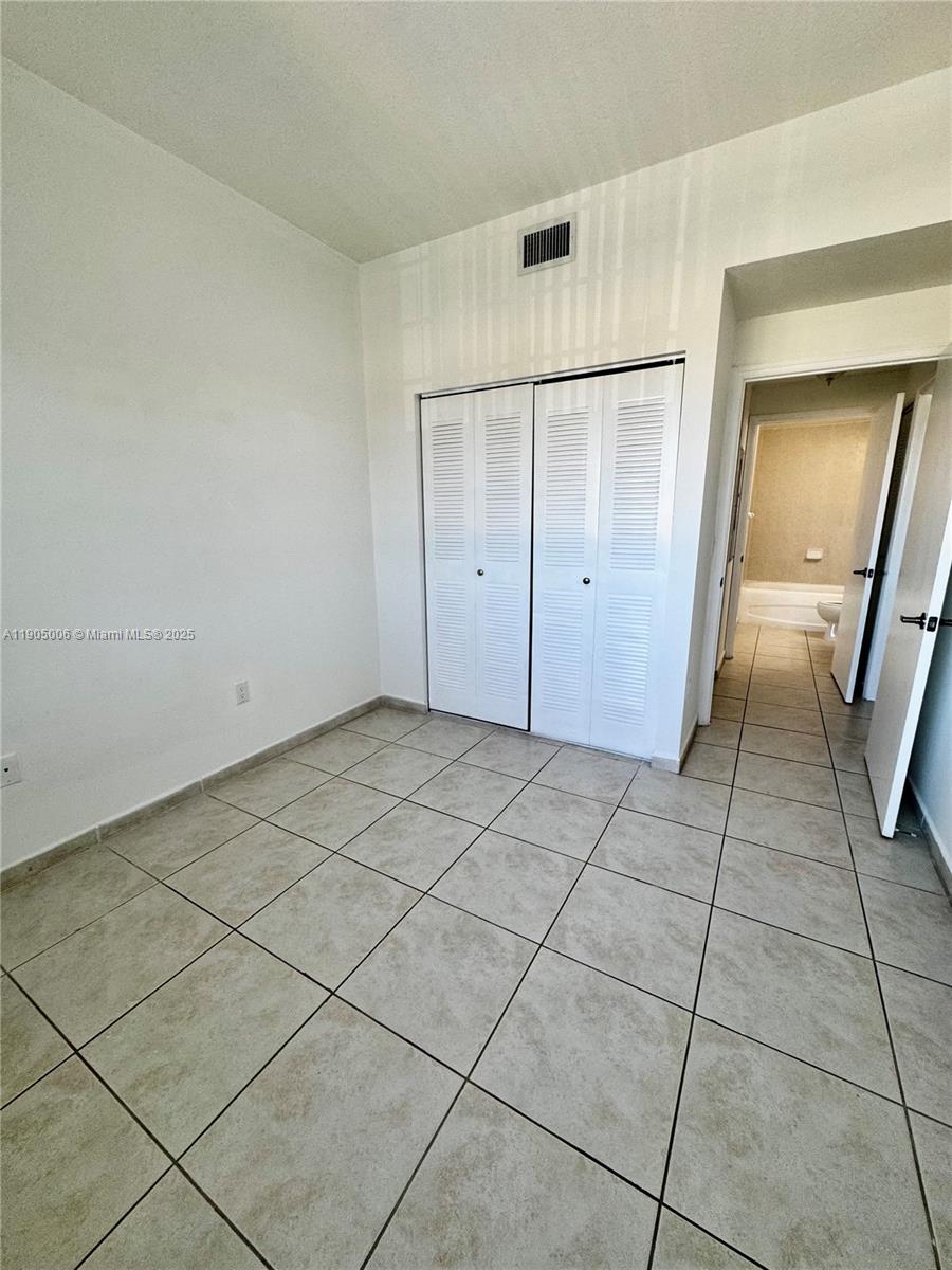 7330 NW 114th Ave # 5 Unit: 311-5