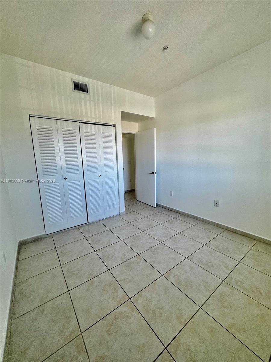 7330 NW 114th Ave # 5 Unit: 311-5