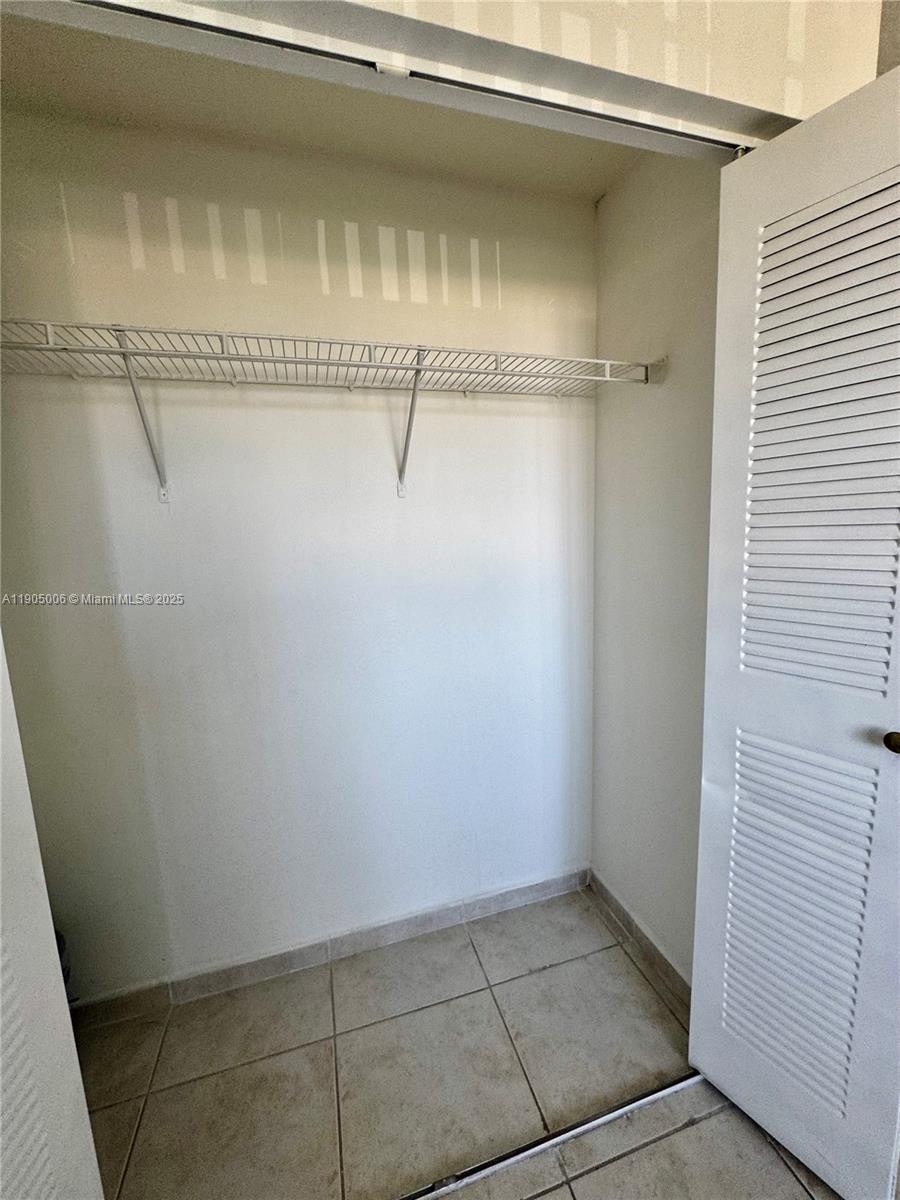 7330 NW 114th Ave # 5 Unit: 311-5