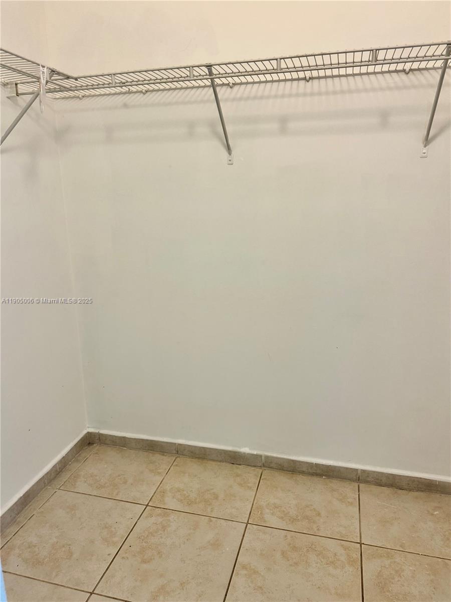 7330 NW 114th Ave # 5 Unit: 311-5