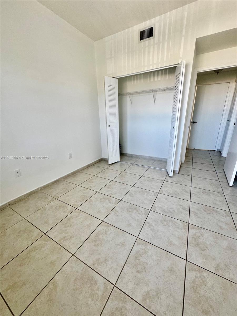 7330 NW 114th Ave # 5 Unit: 311-5