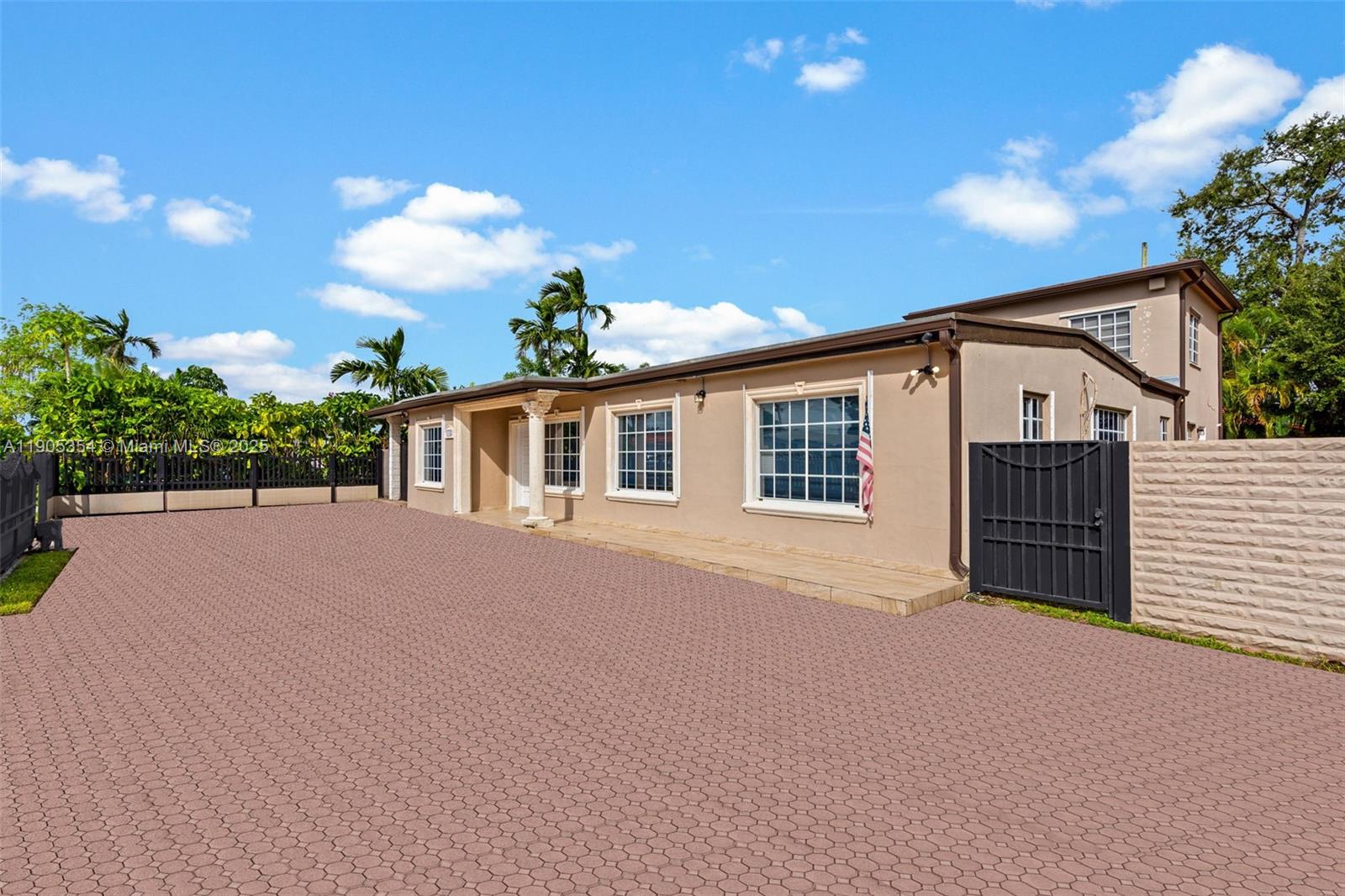 1145 SW 74th Ct