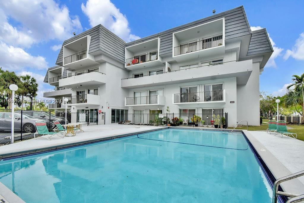 8000 SW 81st Dr # 108