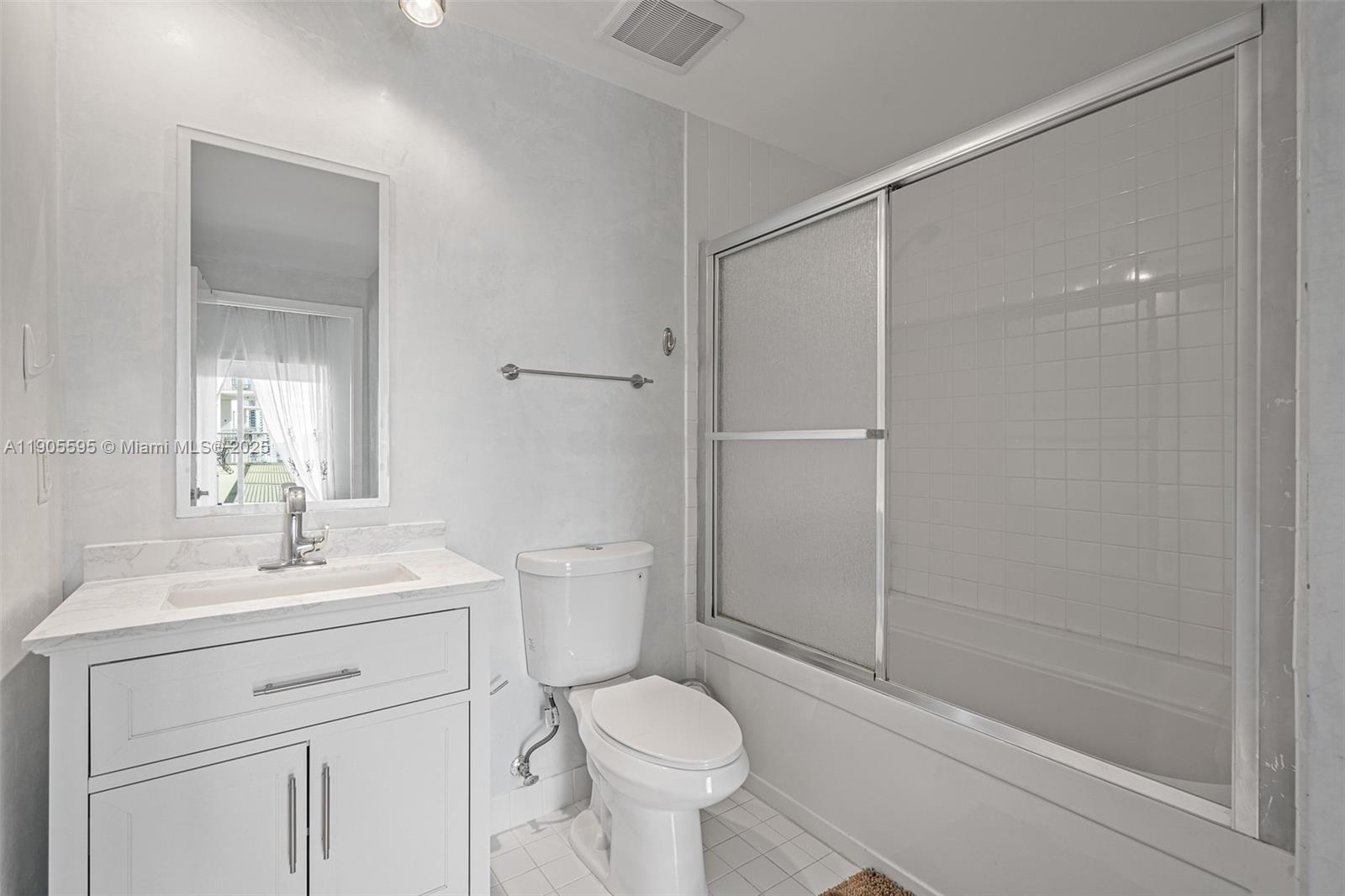 10 SW South River Dr Unit: PHI11