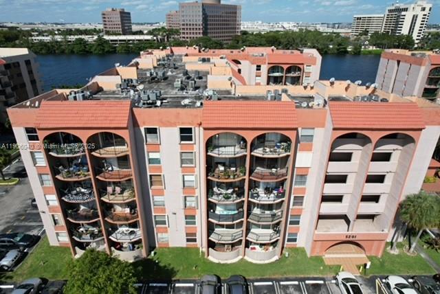 5201 NW 7th St # 507