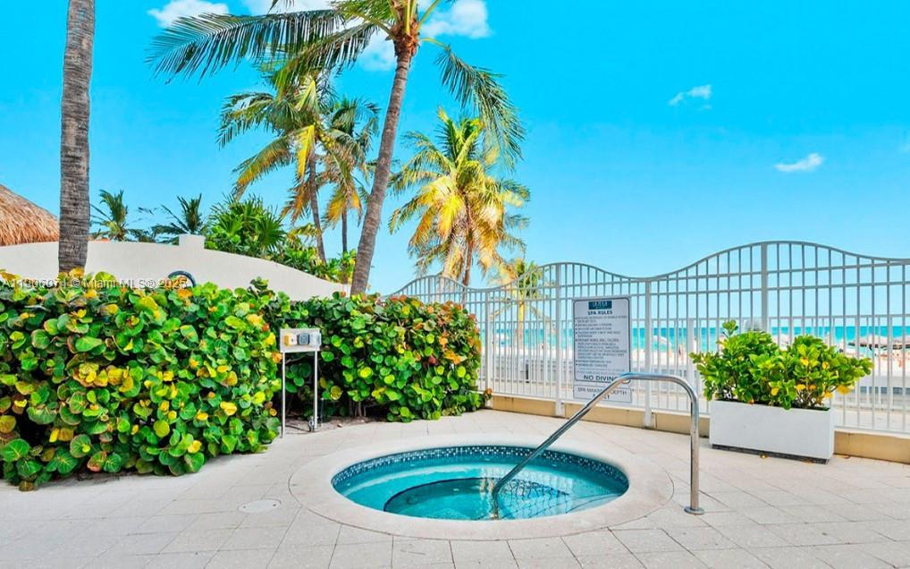 16699 Collins Ave # 1810