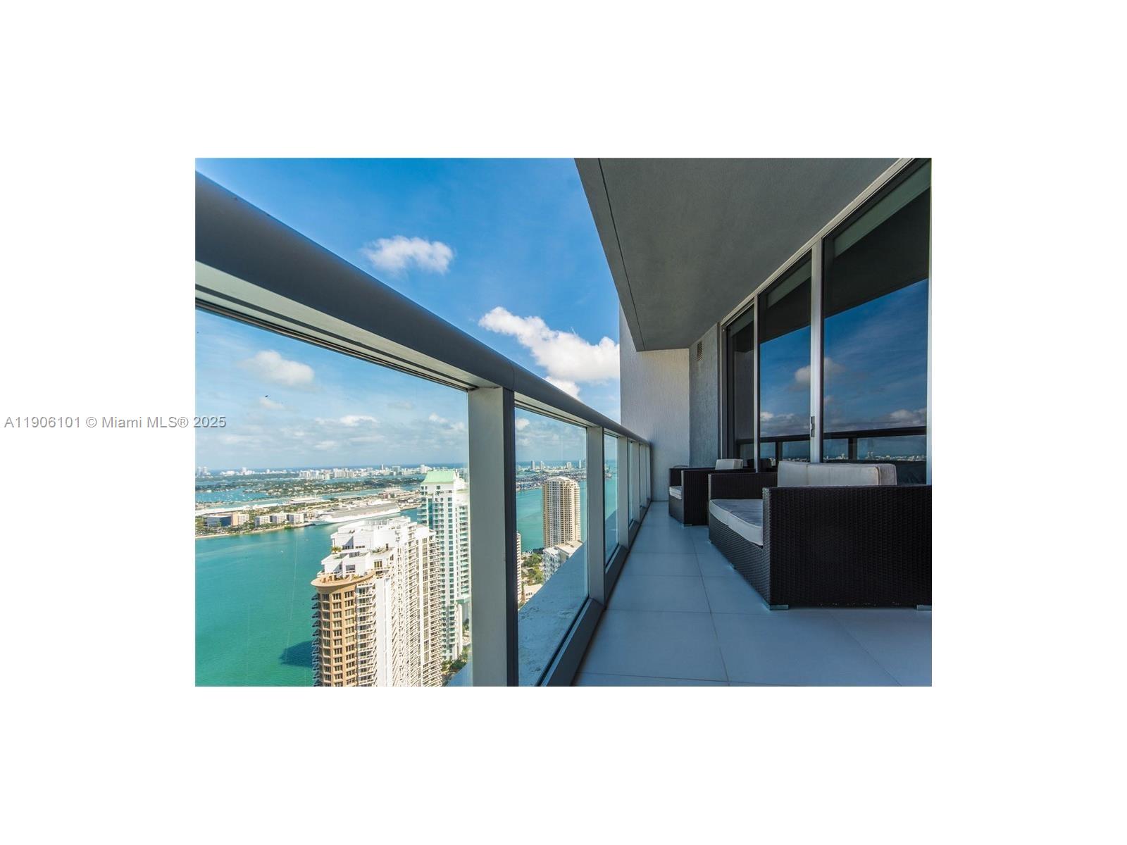495 Brickell Ave # 5008