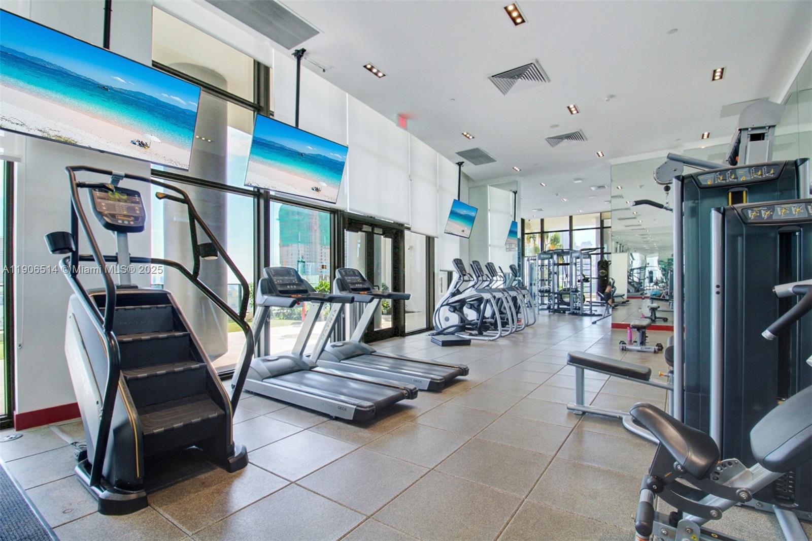 1600 NE 1st Ave # 2708