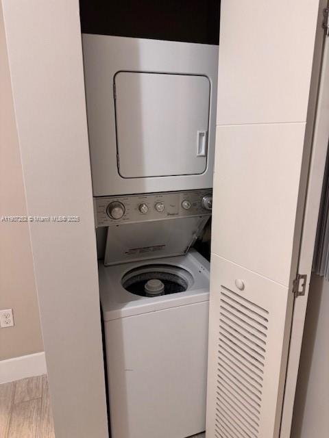 115 Menores Ave # 10