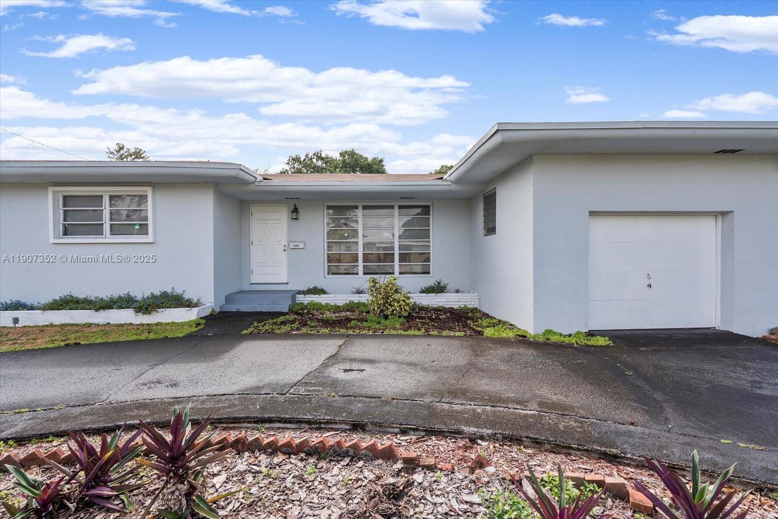 1060 NE 166th St # 0