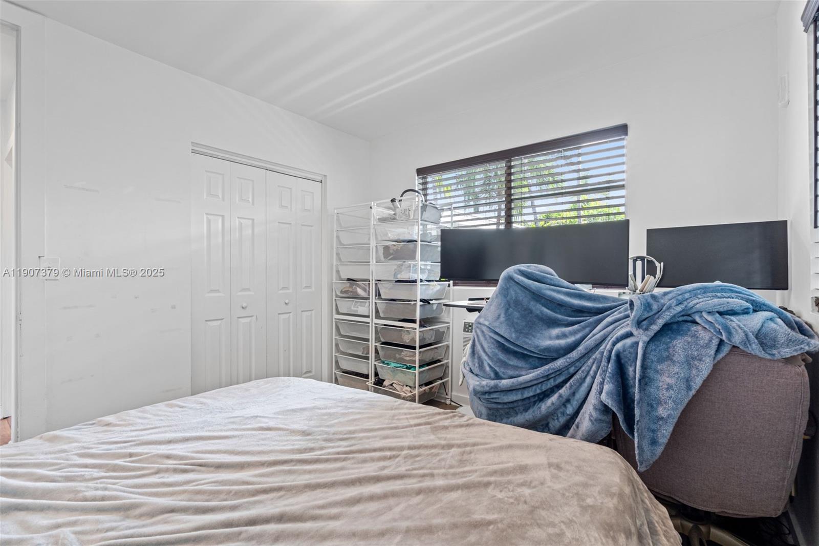 7930 Tatum Waterway Dr # S21