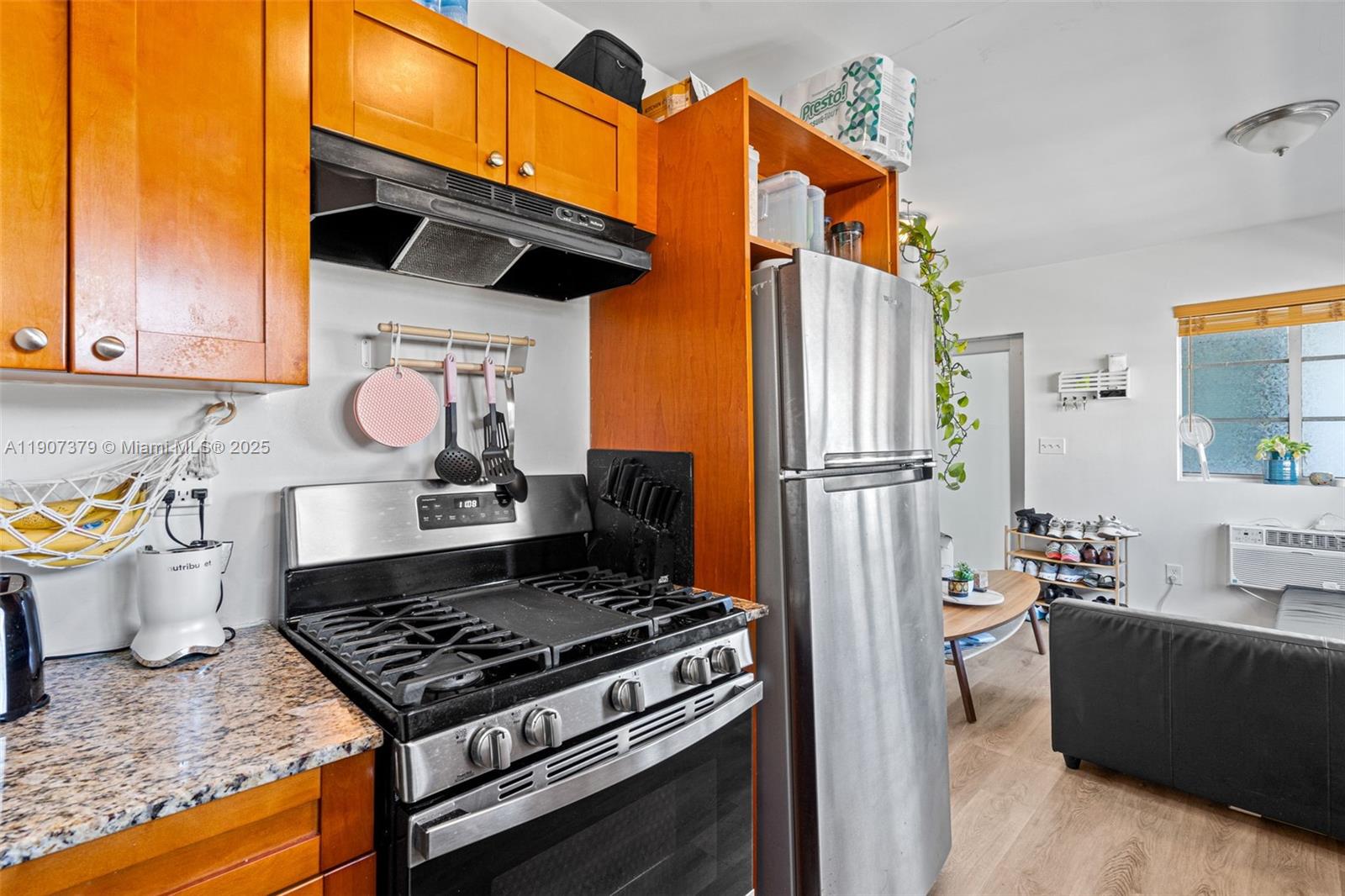 7930 Tatum Waterway Dr # S21