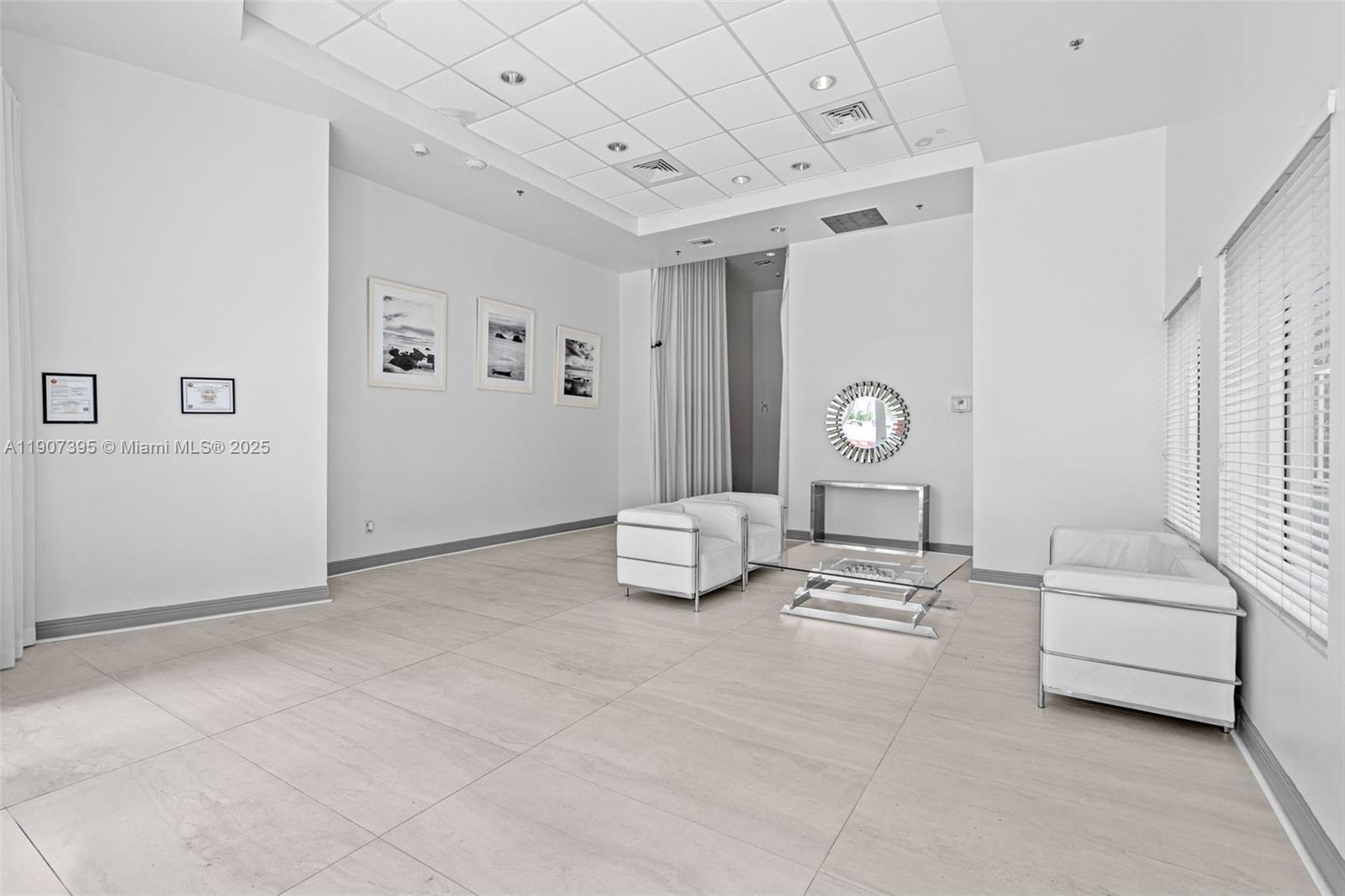 6362 Collins Ave # 405