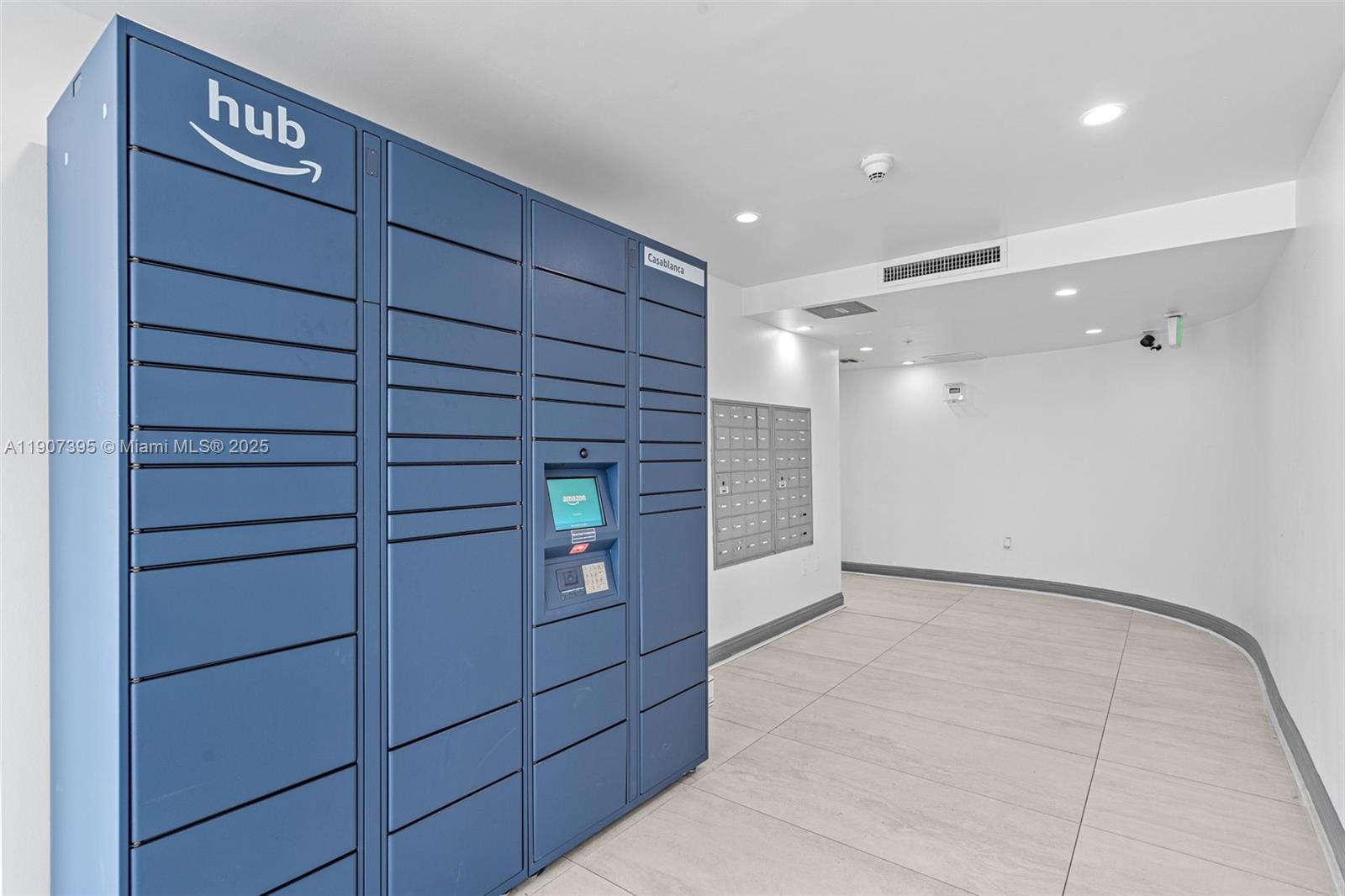 6362 Collins Ave # 405