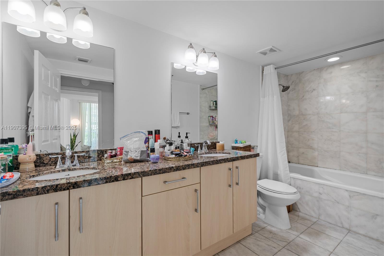 6362 Collins Ave # 405