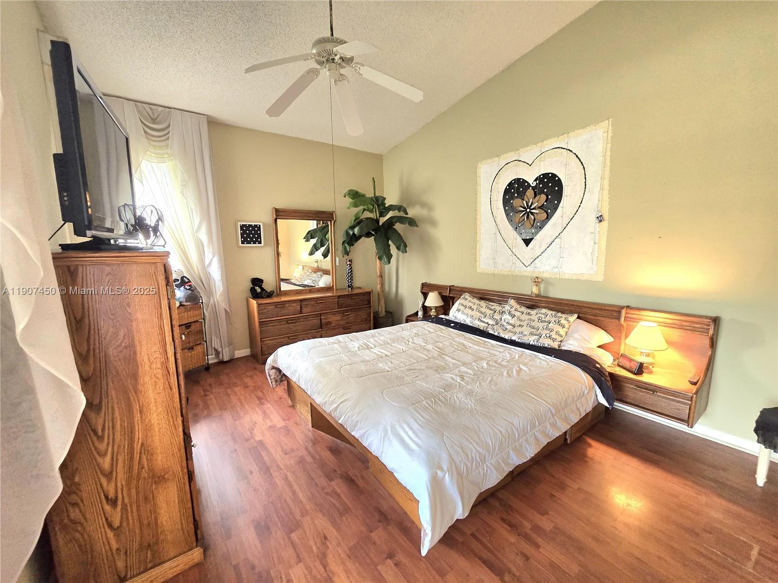 7300 NW 1st St # 201