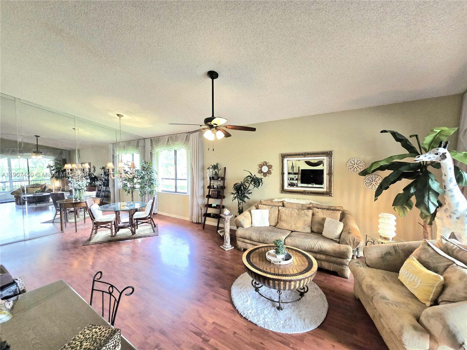 7300 NW 1st St # 201