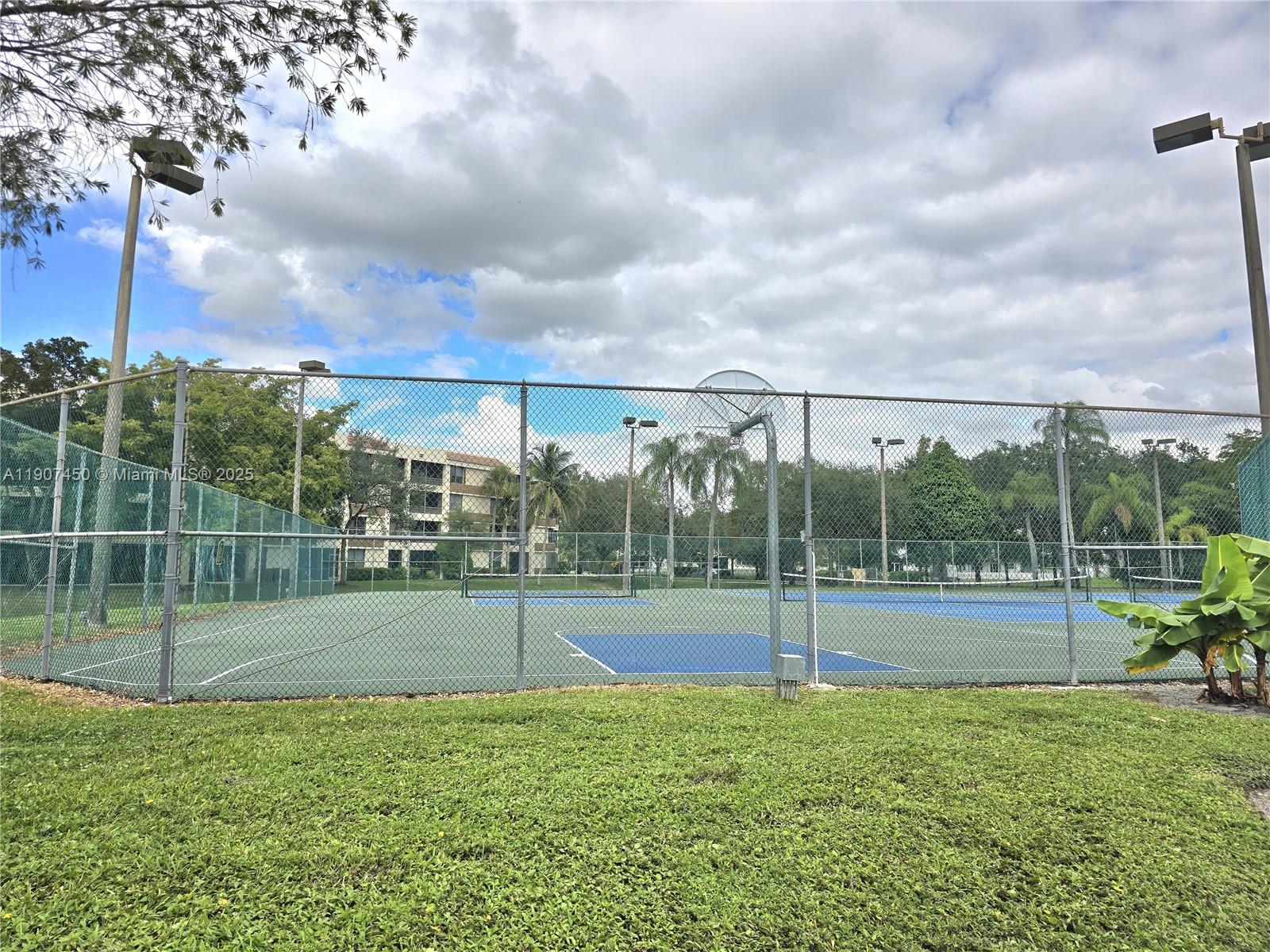 7300 NW 1st St # 201