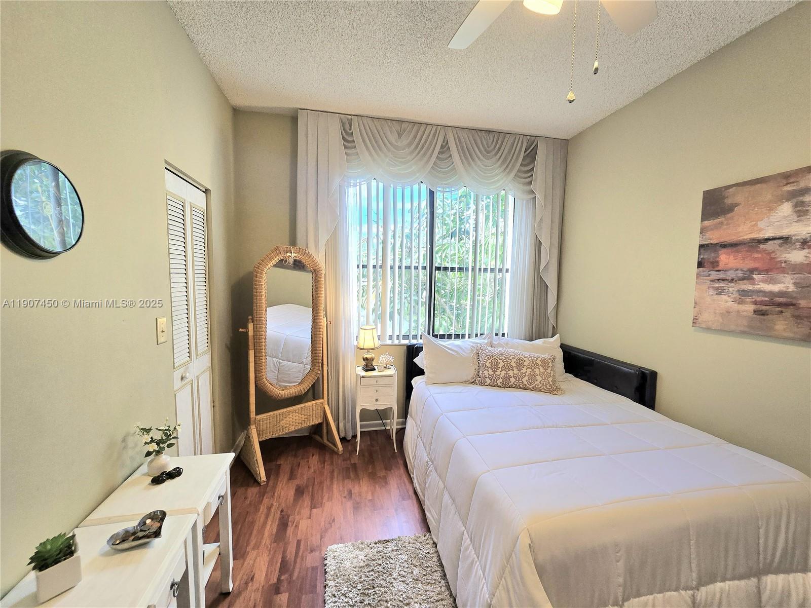 7300 NW 1st St # 201