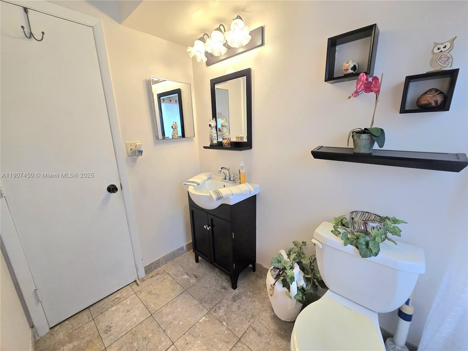 7300 NW 1st St # 201