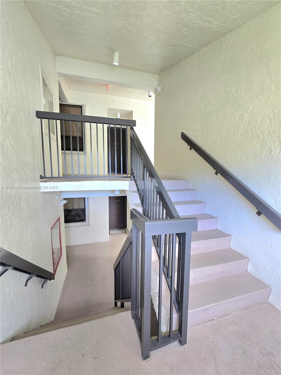 7300 NW 1st St # 201