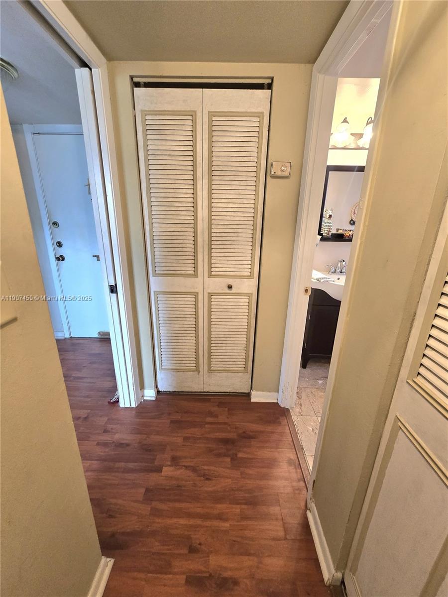 7300 NW 1st St # 201