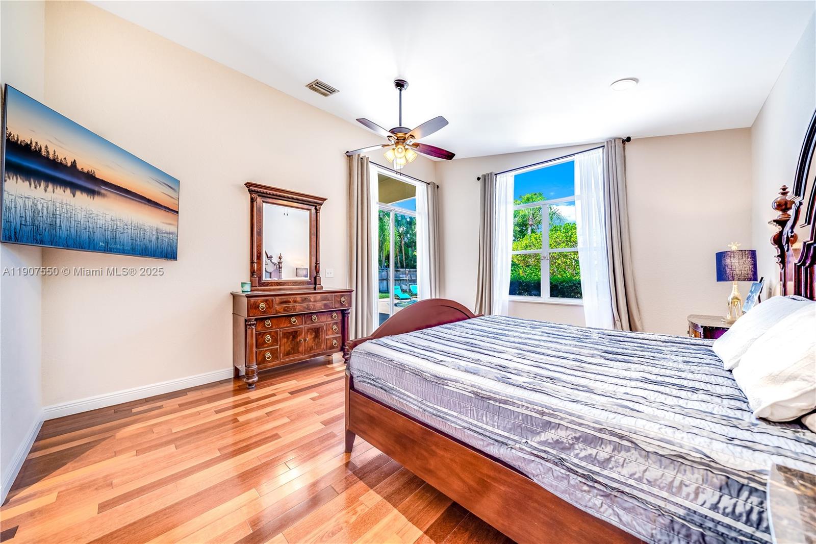 1241 S 13th Ave # 1241