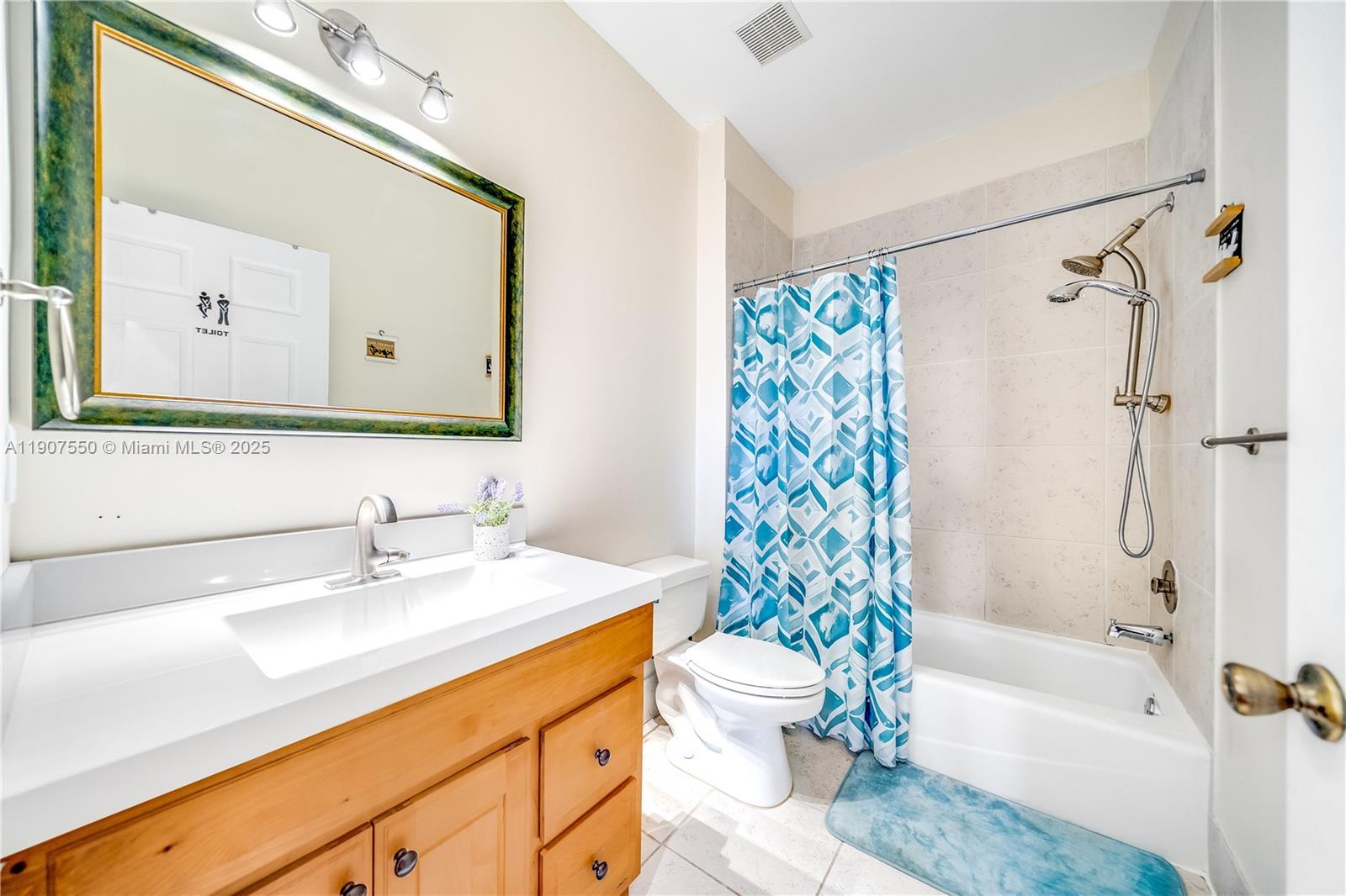 1241 S 13th Ave # 1241