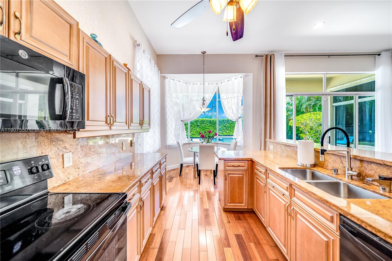 1241 S 13th Ave # 1241