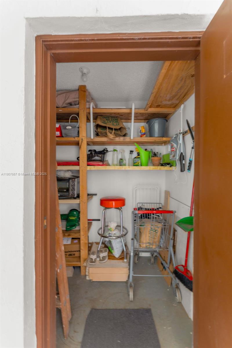 9135 SW 125th Ave # 107P