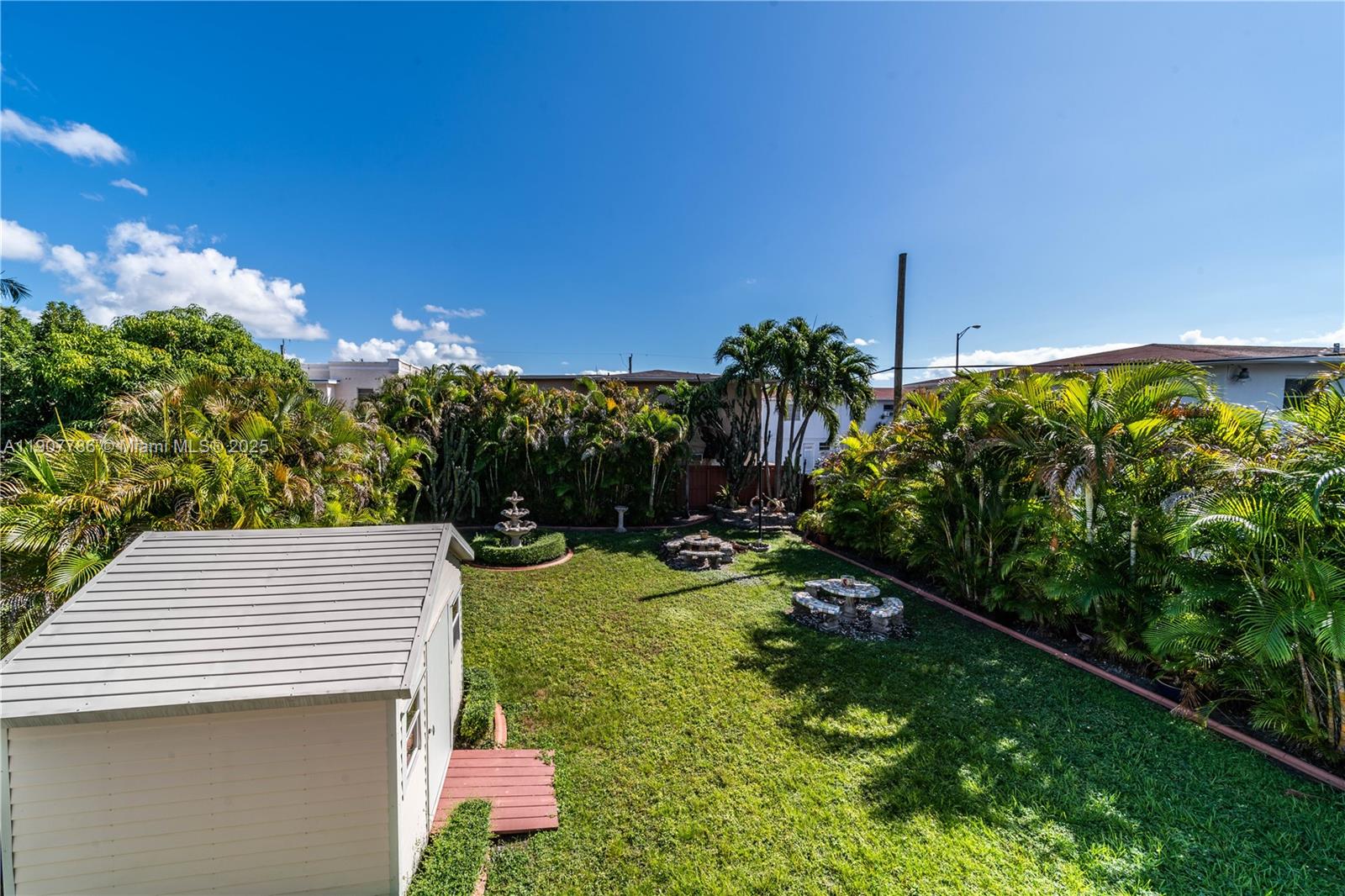 21 NW 33rd Ave Unit: UPPER