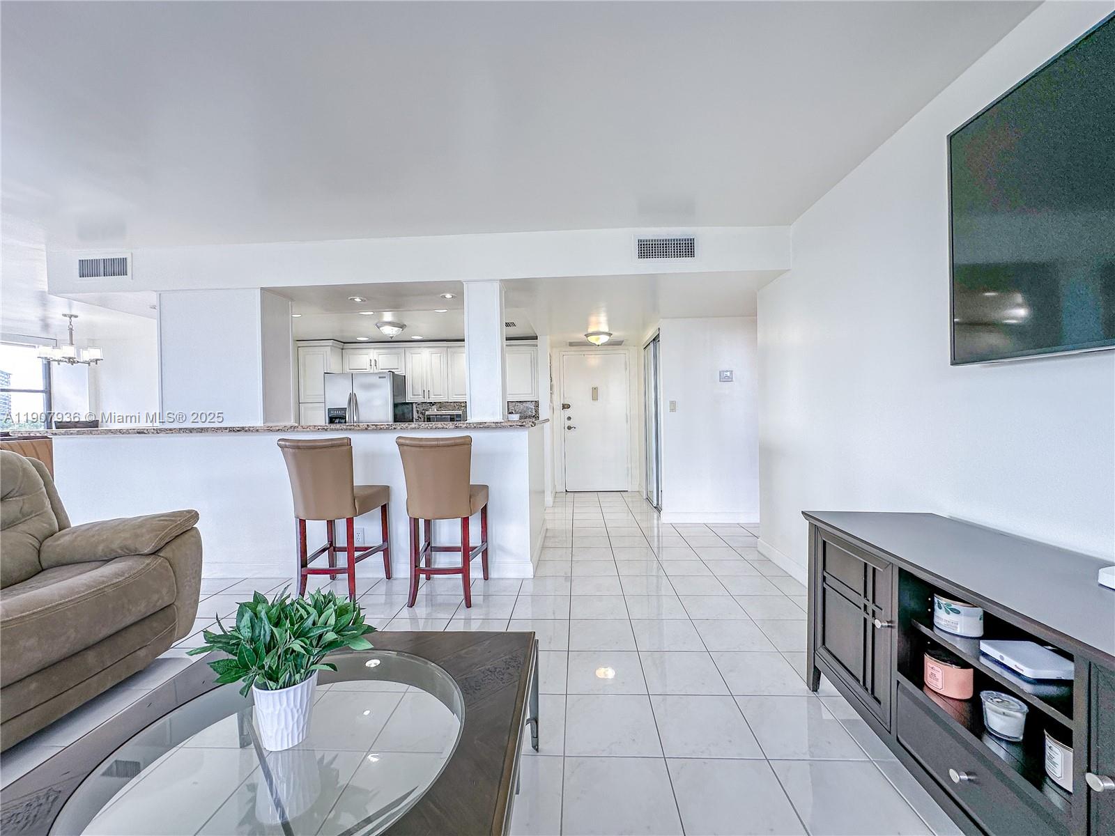 800 Parkview Dr # 630