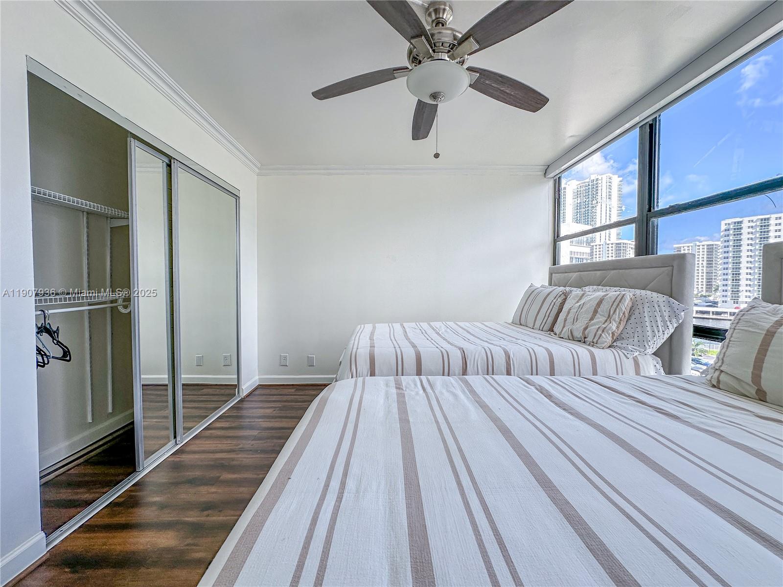 800 Parkview Dr # 630