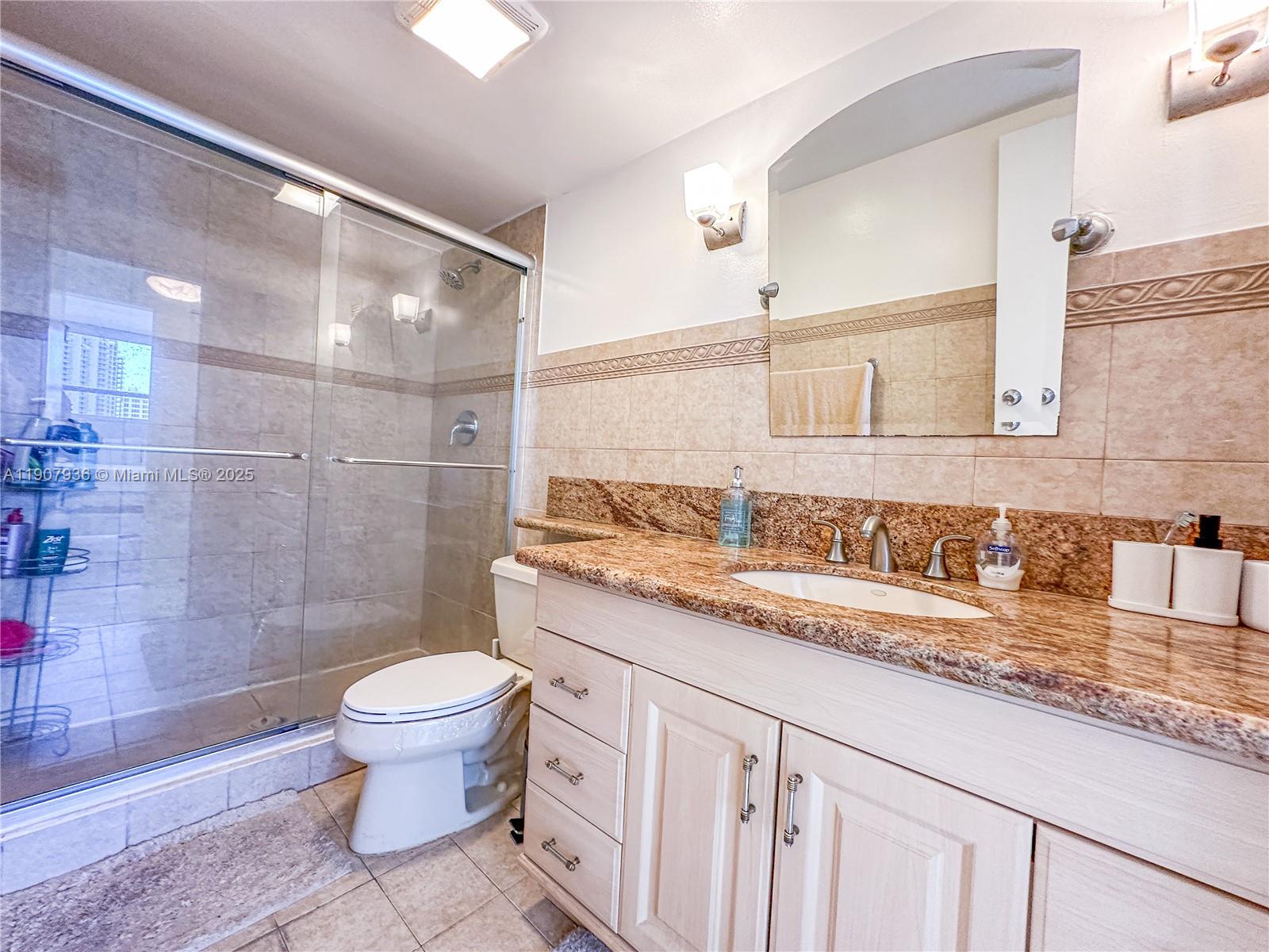 800 Parkview Dr # 630