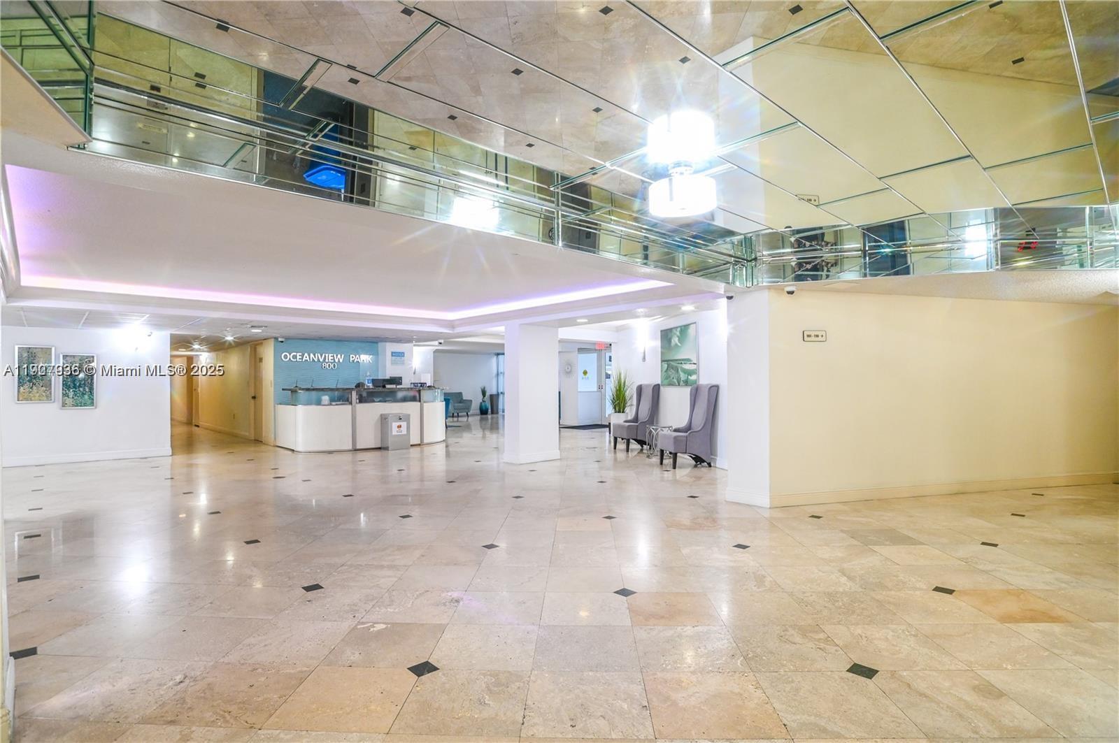 800 Parkview Dr # 630