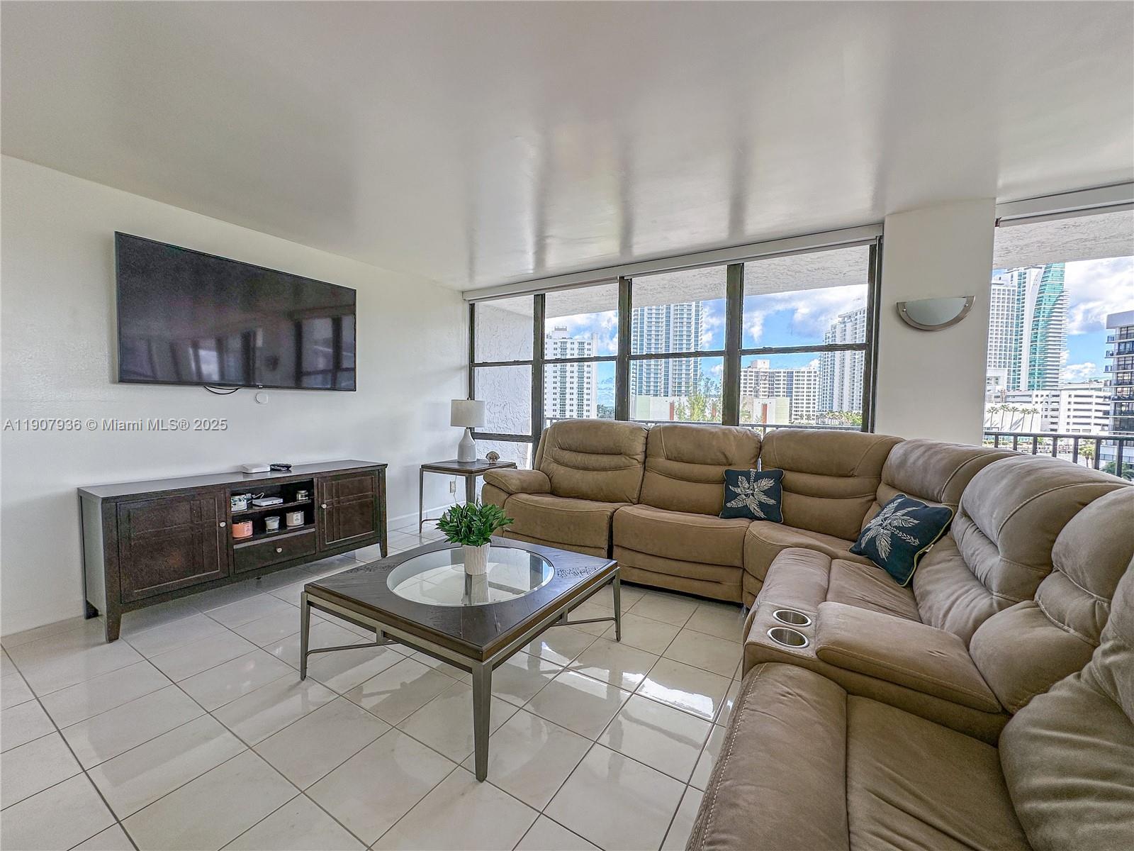 800 Parkview Dr # 630