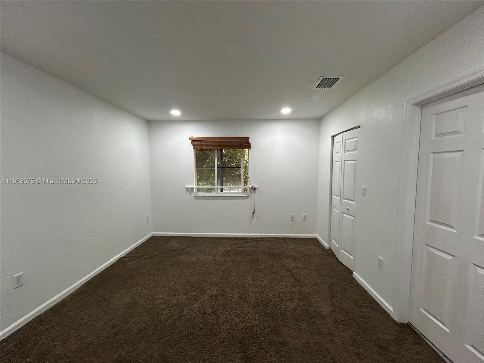 17339 NW 7th Ave # 106