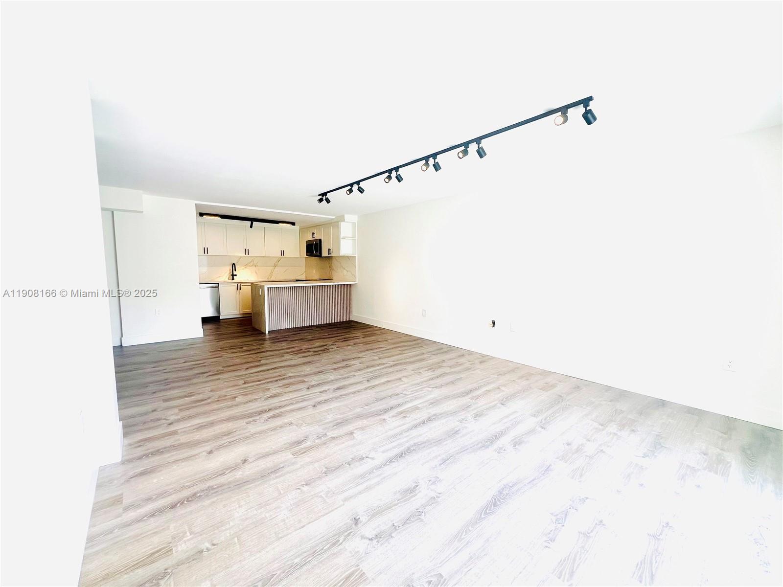 201 Jefferson Ave # 4C