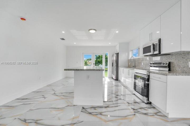 16315 SW 107th Ave # B