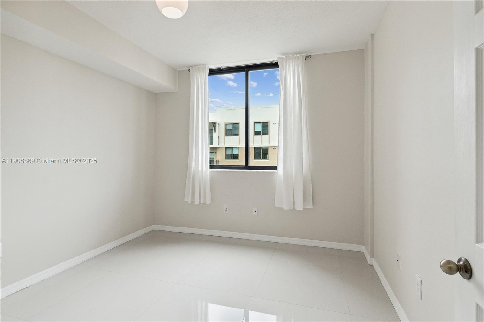 3590 Coral Way # 804