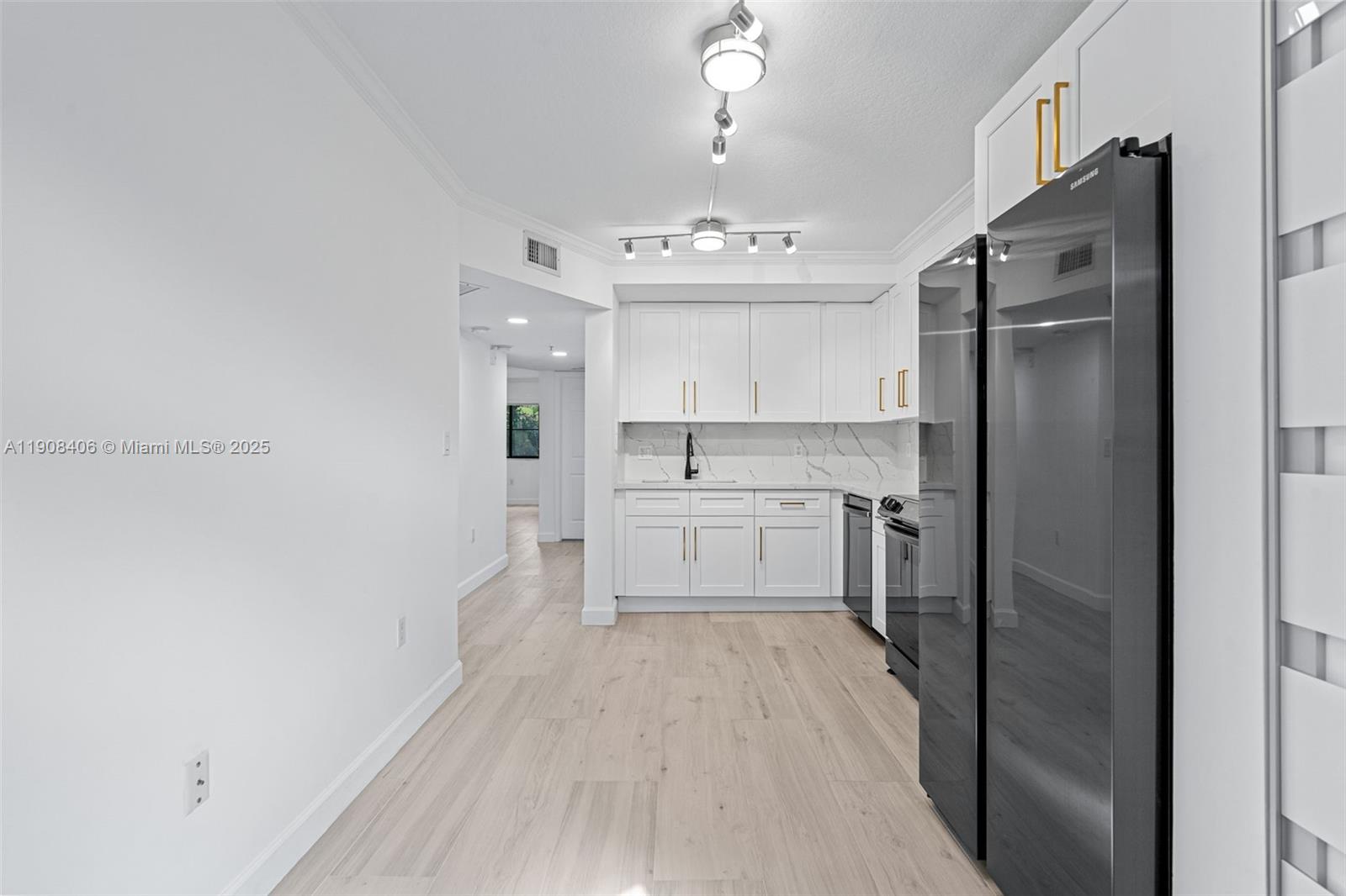 22841 SW 88th Pl # 205