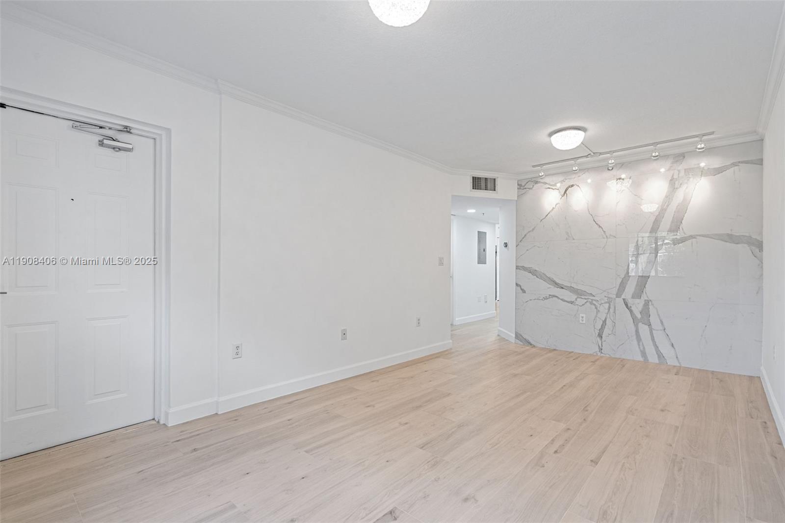 22841 SW 88th Pl # 205