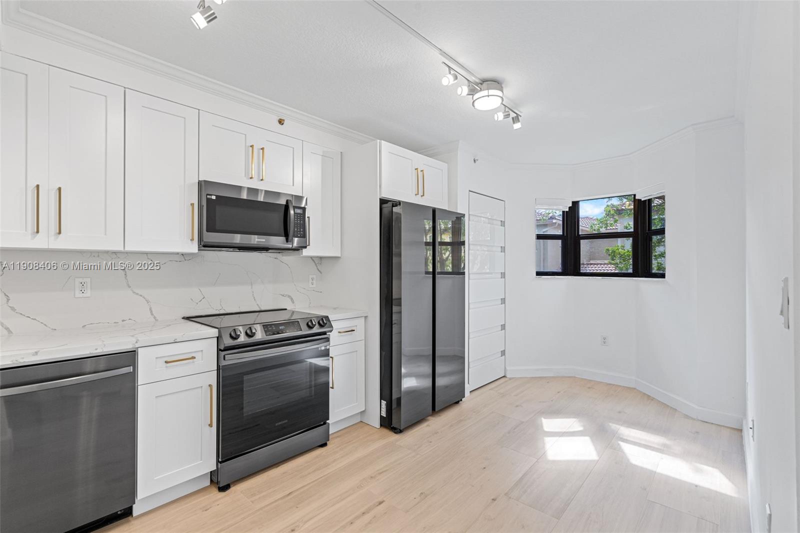 22841 SW 88th Pl # 205