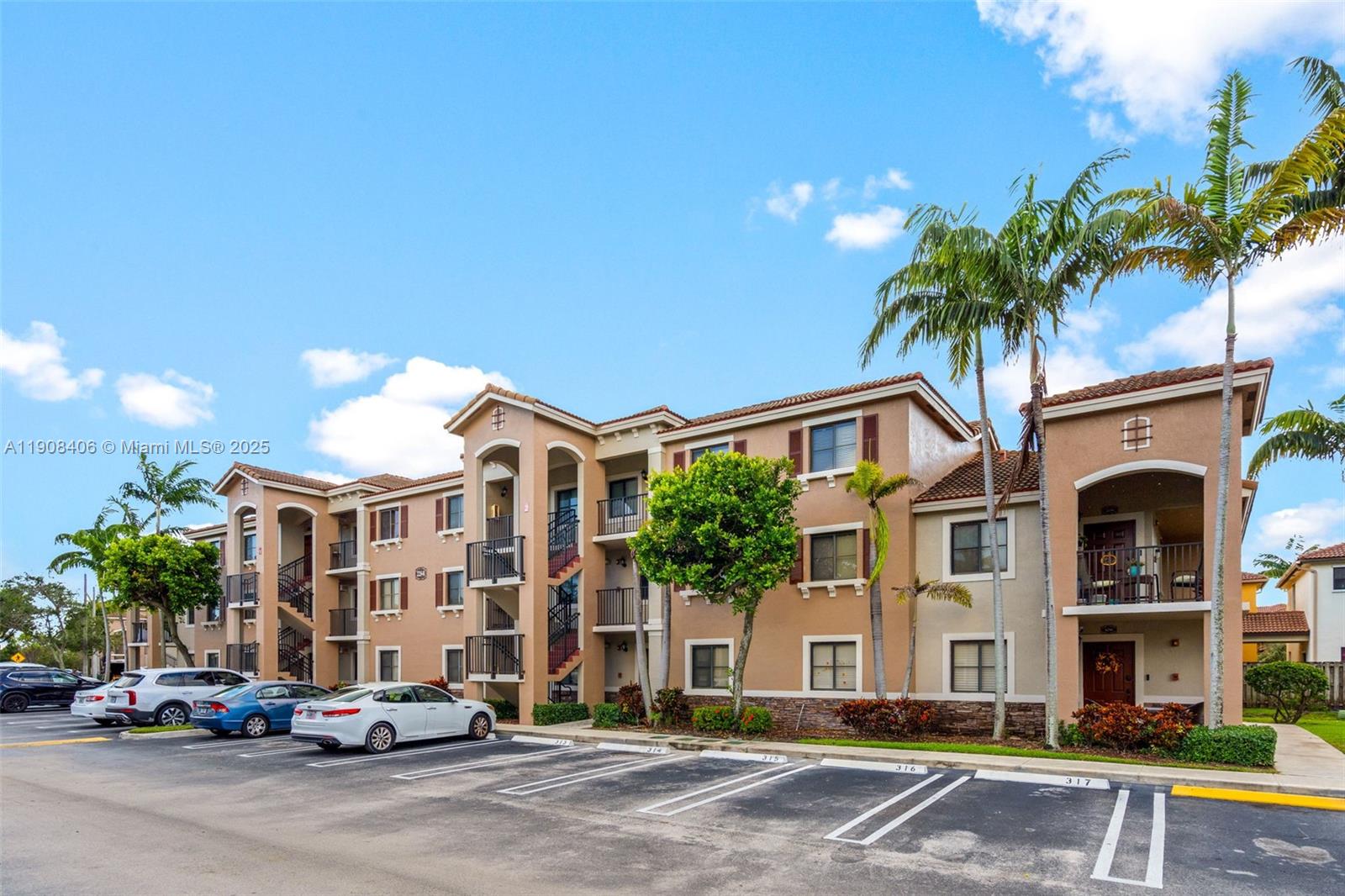 22841 SW 88th Pl # 205